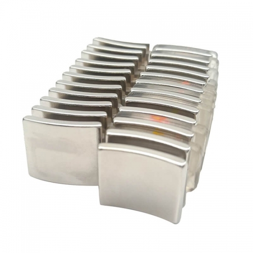 Arc permanent magnet for motor